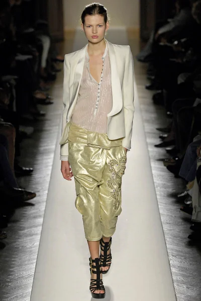 Look 25